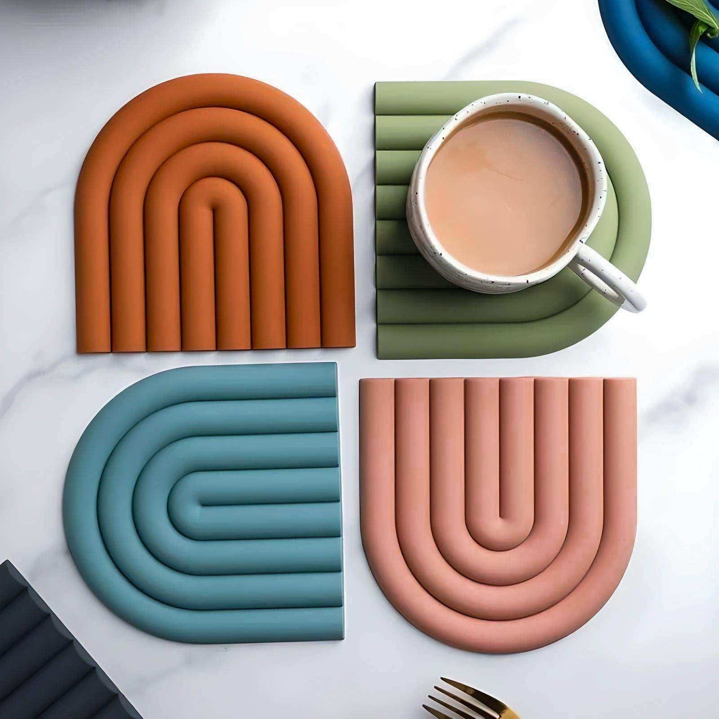 The Wavy Table Placemat