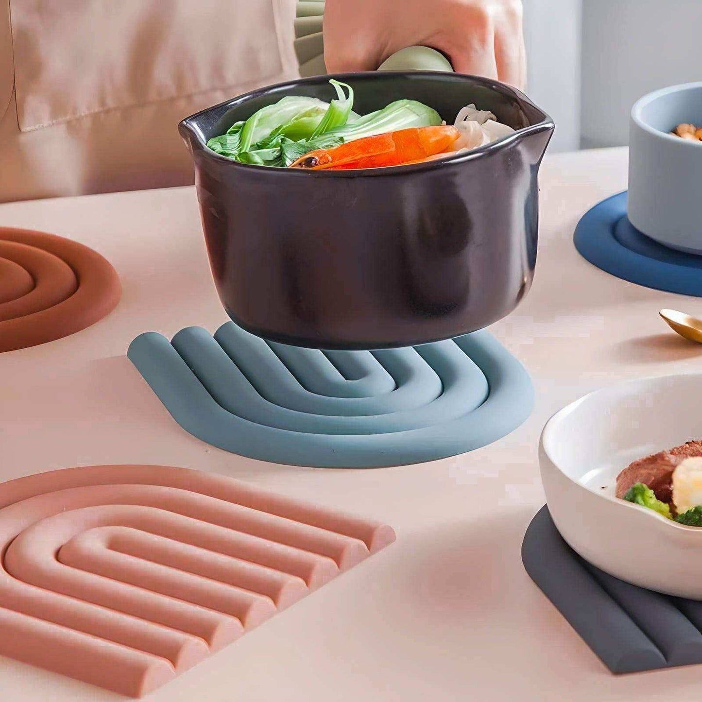 The Wavy Table Placemat