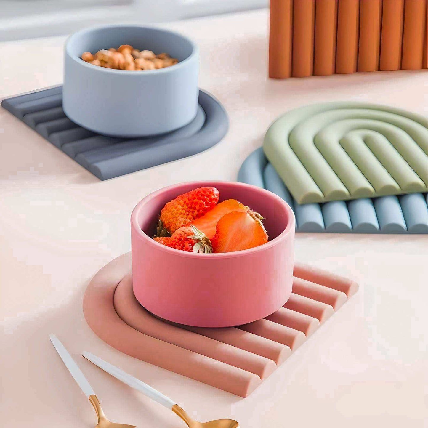The Wavy Table Placemat